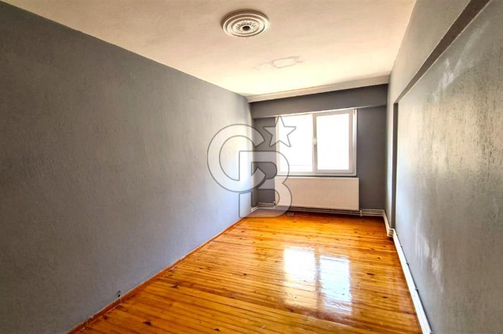 Bayraklı Sevgi Yolu Üzerinde Merkezi Konumlu Kiralık 2+1 Daire