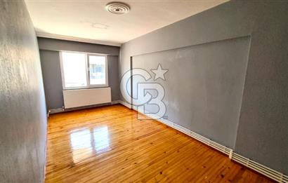 Bayraklı Sevgi Yolu Üzerinde Merkezi Konumlu Kiralık 2+1 Daire