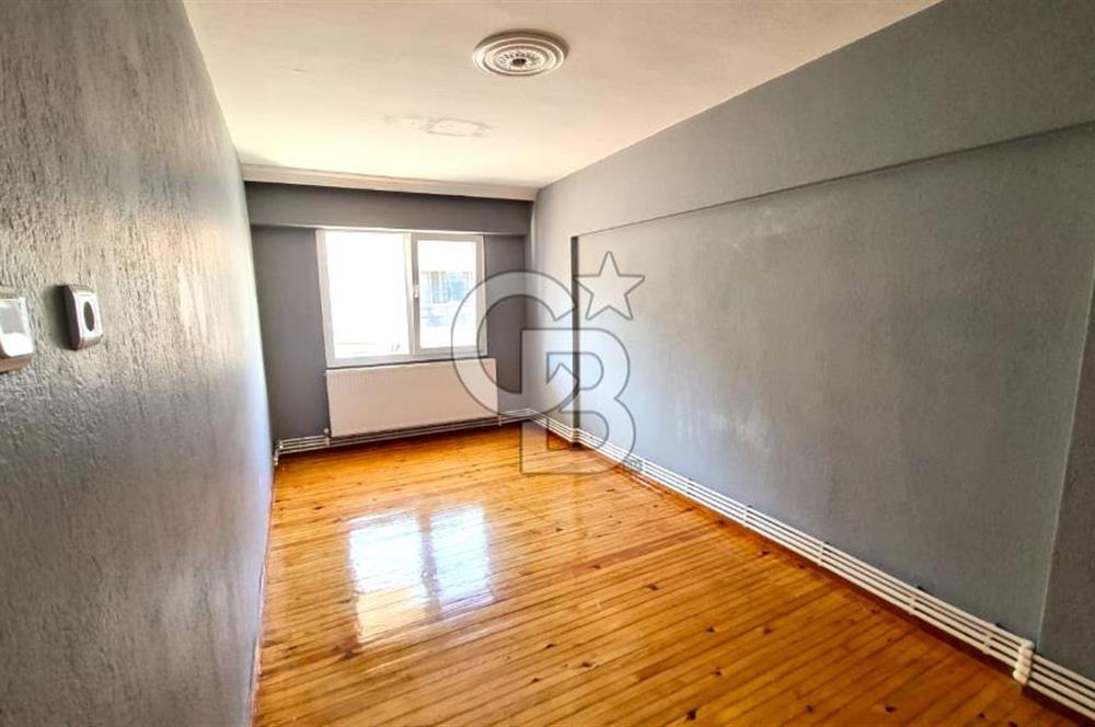 Bayraklı Sevgi Yolu Üzerinde Merkezi Konumlu Kiralık 2+1 Daire