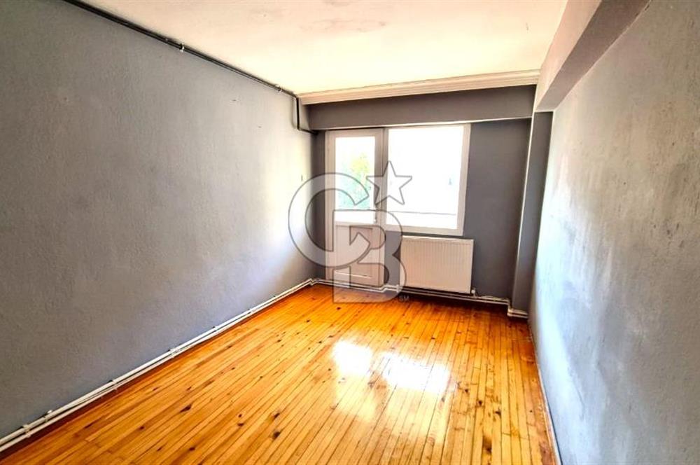 Bayraklı Sevgi Yolu Üzerinde Merkezi Konumlu Kiralık 2+1 Daire