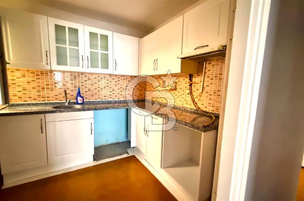 Bayraklı Sevgi Yolu Üzerinde Merkezi Konumlu Kiralık 2+1 Daire