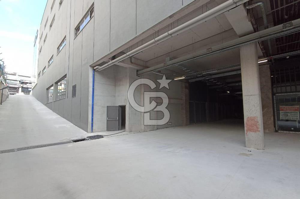 ŞAŞMAZ'DA 1024 M2 HER İŞE UYGUN FIRSAT DÜKKAN