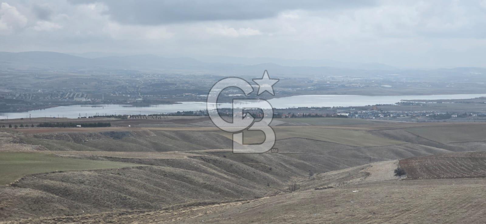 EMSALSİZ KONUMDA, GÖL MANZARALI PENTHOUSE