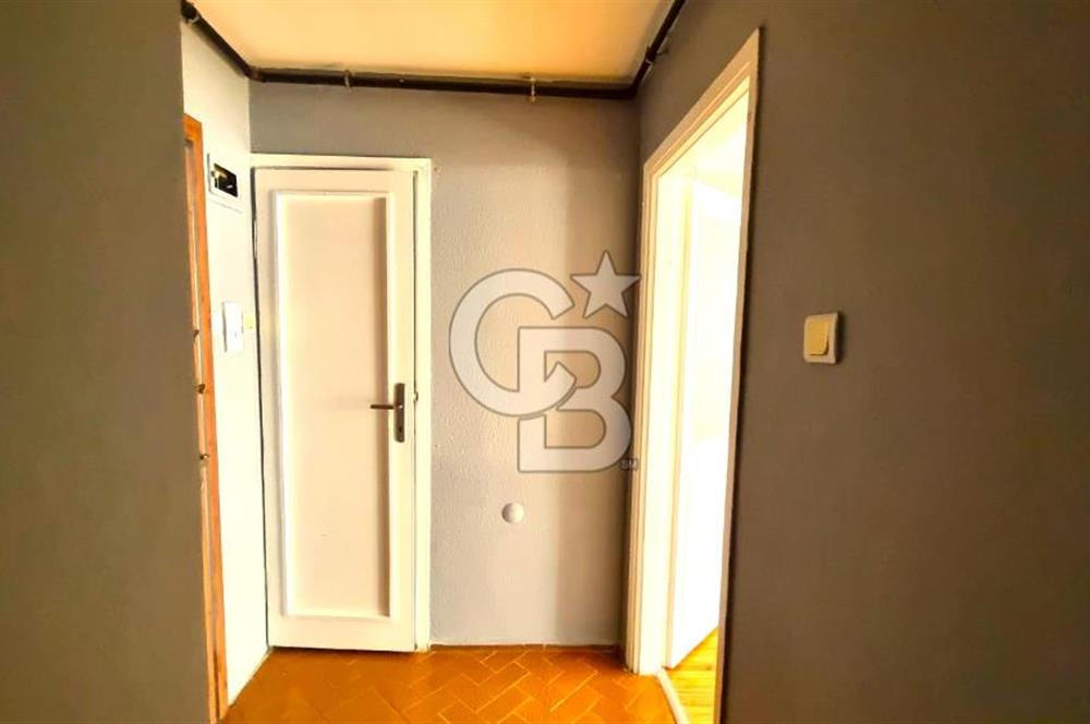 Bayraklı Sevgi Yolu Üzerinde Merkezi Konumlu Kiralık 2+1 Daire