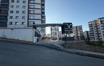 YILDIZLI MERKEZDE 3+1 KİRALIK DAİRE