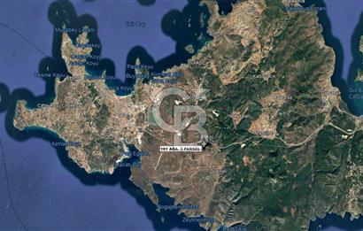 ÇEŞME KARAKÖY'DE; ÇEŞME İZMİR OTOBANININ YANINDA SATILIK TARLA