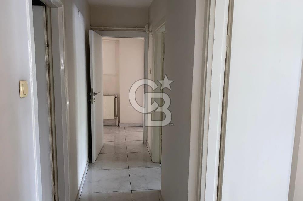 KARŞIYAKA'DA 3+1 KÖŞE DAİRE