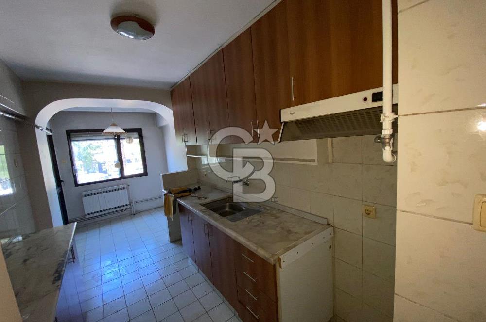KARŞIYAKA'DA 3+1 KÖŞE DAİRE