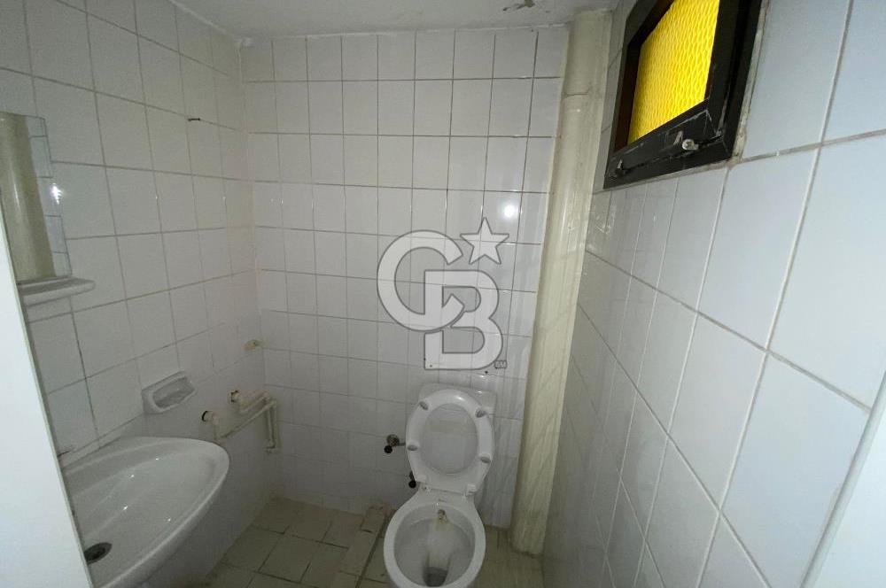 KARŞIYAKA'DA 3+1 KÖŞE DAİRE