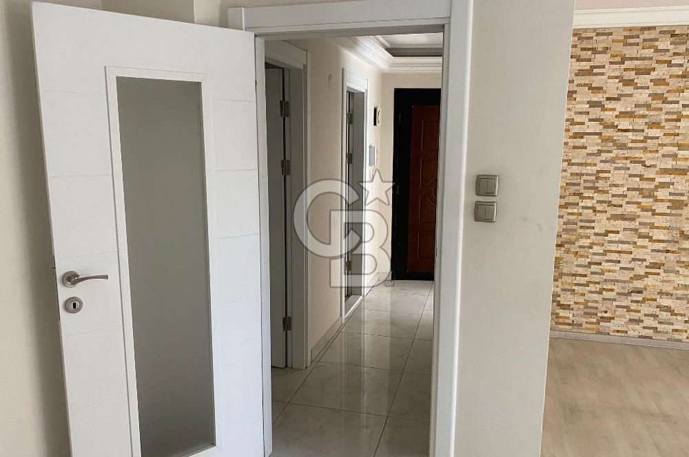 KARŞIYAKA'DA 3+1 KÖŞE DAİRE