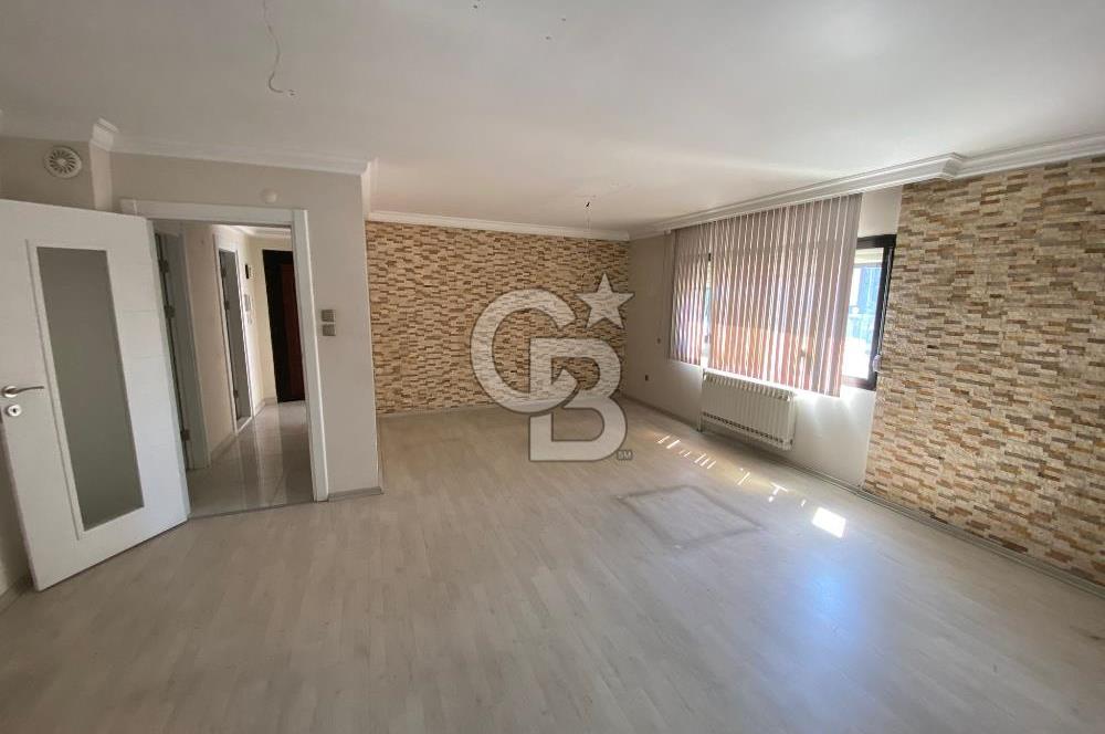KARŞIYAKA'DA 3+1 KÖŞE DAİRE