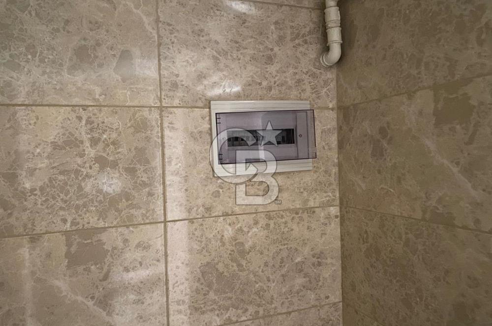 KARŞIYAKA'DA 3+1 KÖŞE DAİRE