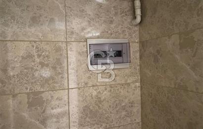 KARŞIYAKA'DA 3+1 KÖŞE DAİRE