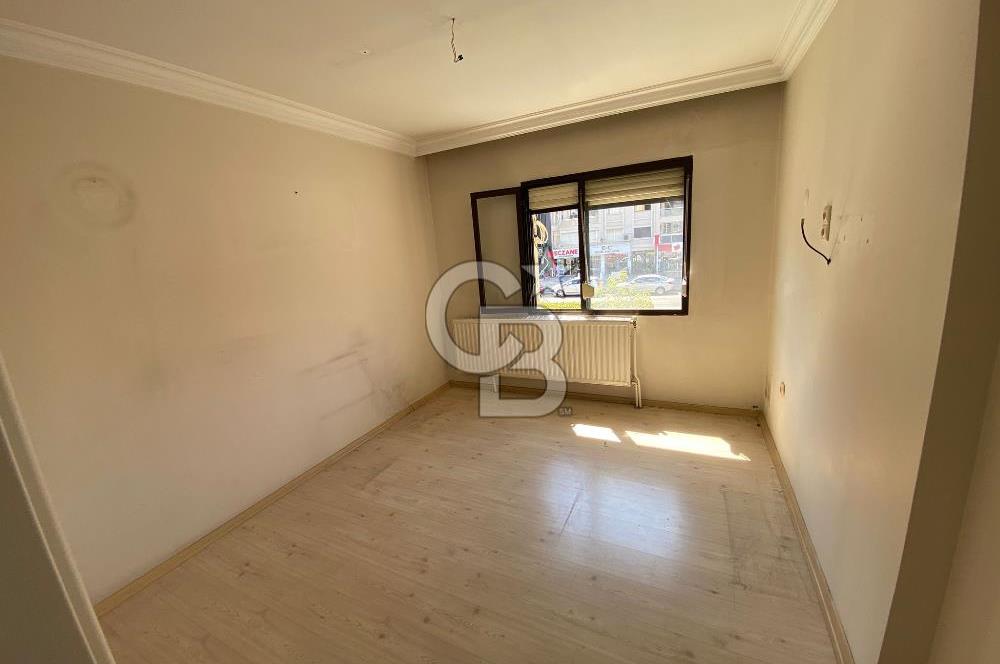 KARŞIYAKA'DA 3+1 KÖŞE DAİRE