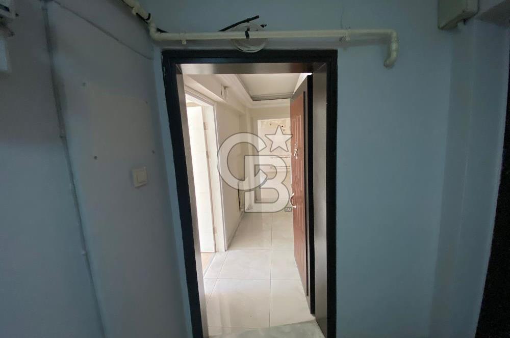 KARŞIYAKA'DA 3+1 KÖŞE DAİRE