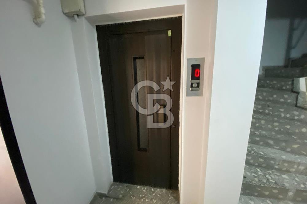 KARŞIYAKA'DA 3+1 KÖŞE DAİRE