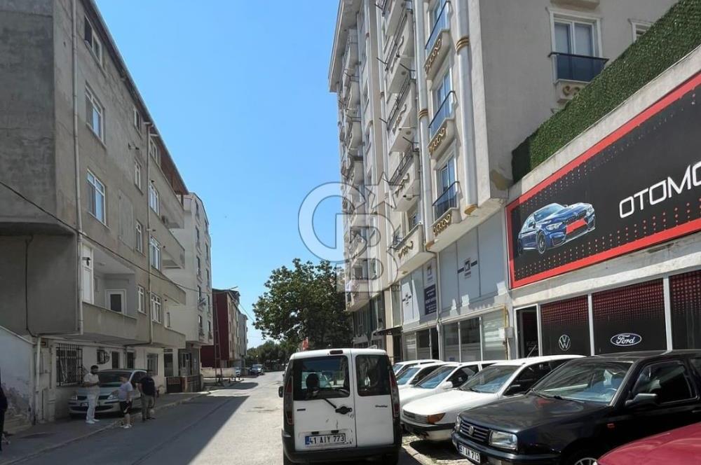 Pendik Esenlerde Satılık Asma Katlı Dükkan