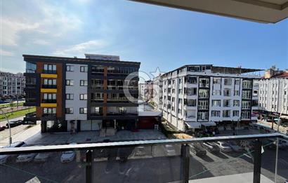 ATAKUM’UN MERKEZİNDE TRAMVAYA CEPHE LÜKS 1+1