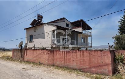 İZMİR MENDERES KISIK'TA SATILIK 6+1 TRİPLEKS EV