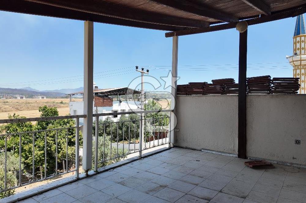 İZMİR MENDERES KISIK'TA SATILIK 6+1 TRİPLEKS EV