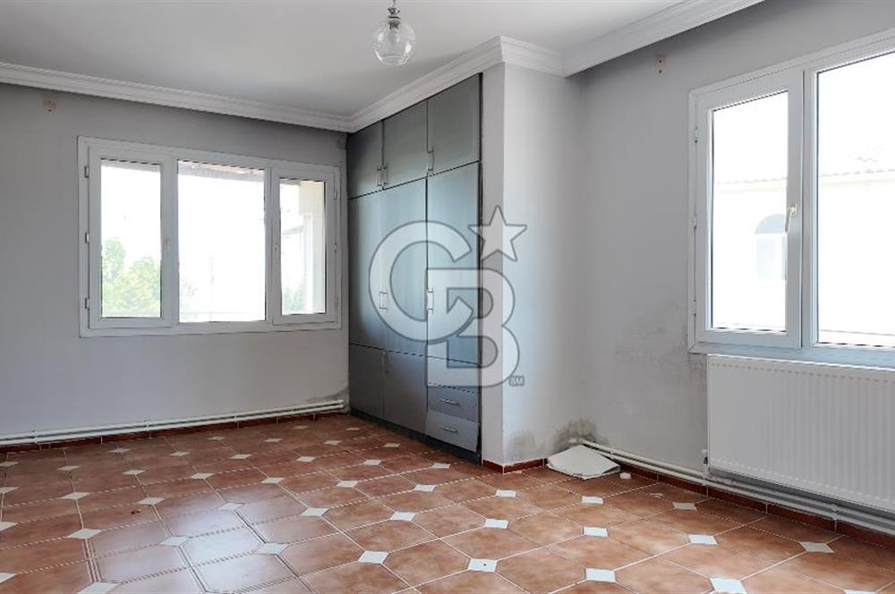 İZMİR MENDERES KISIK'TA SATILIK 6+1 TRİPLEKS EV