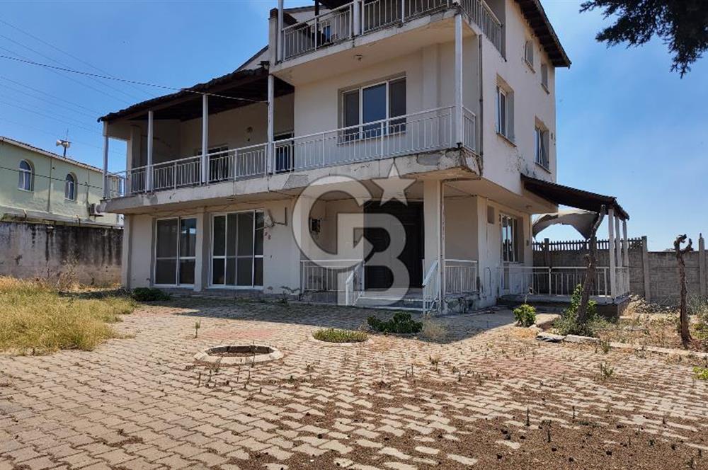 İZMİR MENDERES KISIK'TA SATILIK 6+1 TRİPLEKS EV