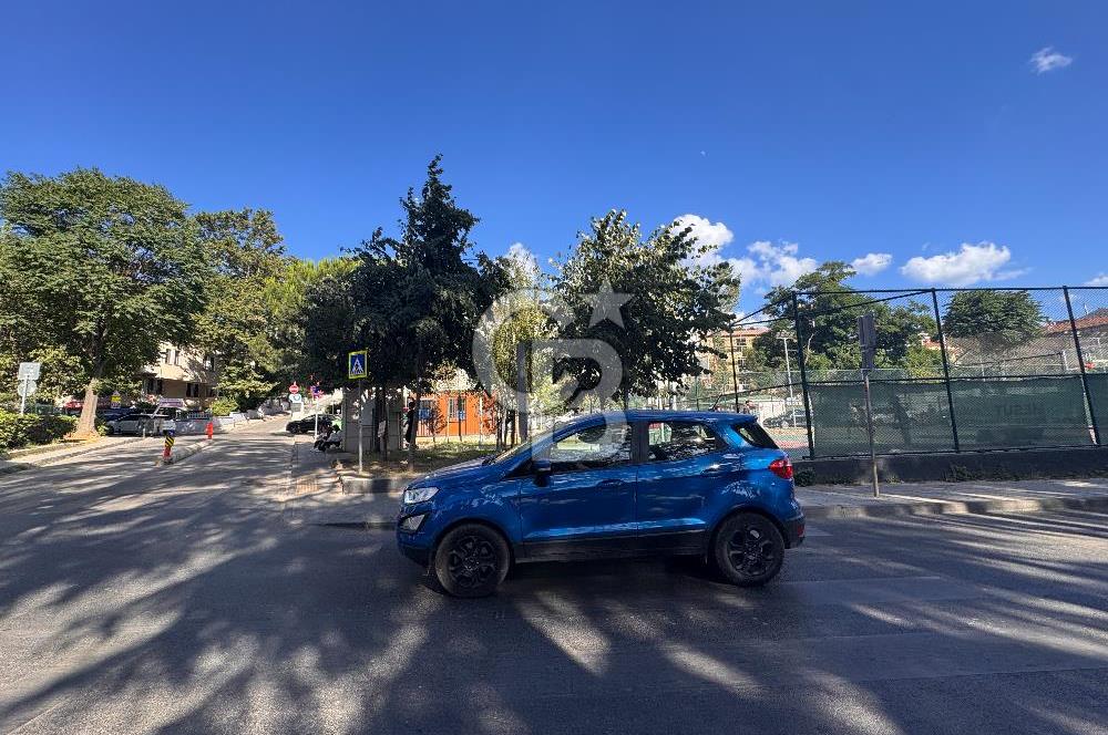 Koşuyolu’nda 13 Yıaşında 1.084 m2 Kapalı Alanlı Satılık Bina
