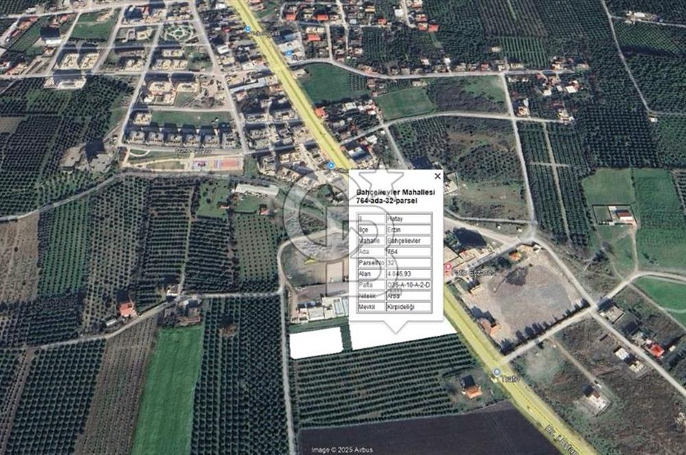 CADDEYE CEPHELİ GÜZEL KONUMDA SATILIK YAN YANA İKİ ARSA