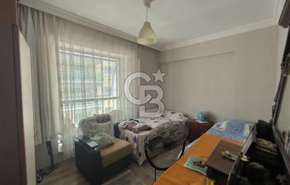 Site İçerisinde Havuzlu 2+1 Satılık Açık Mutfak Daire