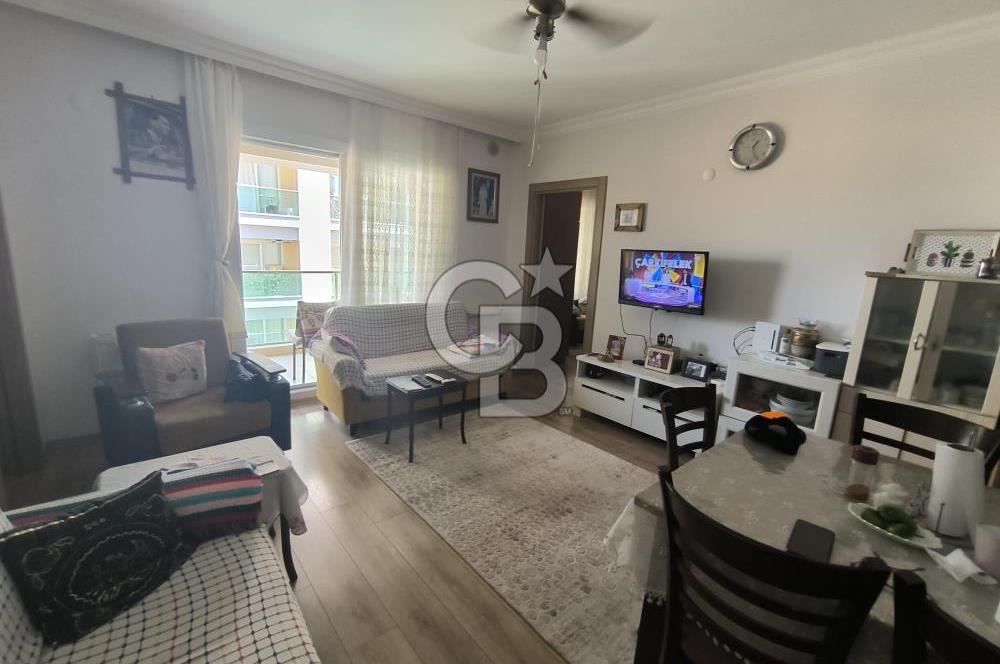 Site İçerisinde Havuzlu 2+1 Satılık Açık Mutfak Daire