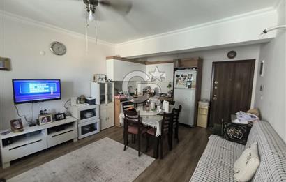 Site İçerisinde Havuzlu 2+1 Satılık Açık Mutfak Daire