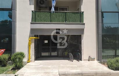 Site İçerisinde Havuzlu 2+1 Satılık Açık Mutfak Daire