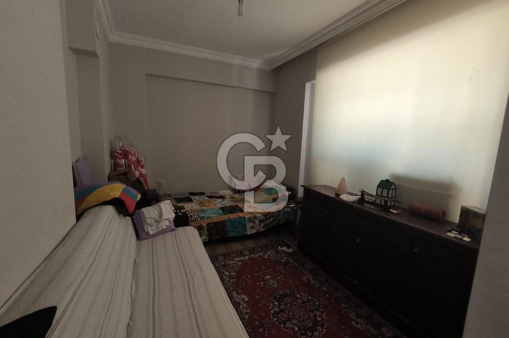 Site İçerisinde Havuzlu 2+1 Satılık Açık Mutfak Daire