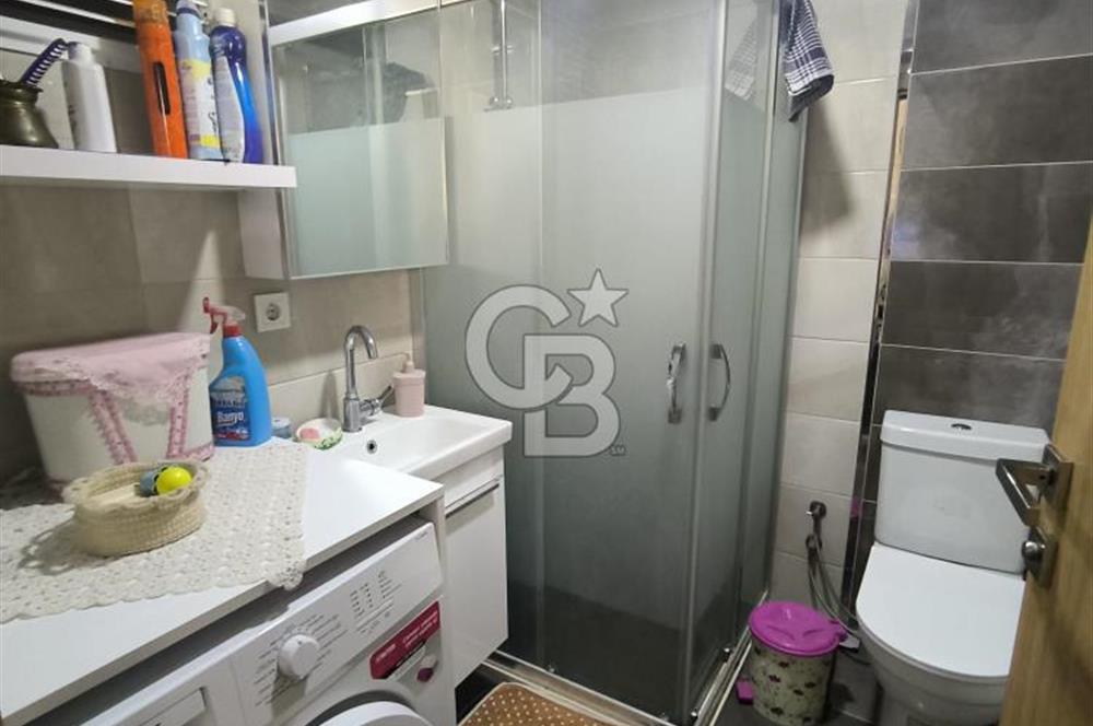 Site İçerisinde Havuzlu 2+1 Satılık Açık Mutfak Daire