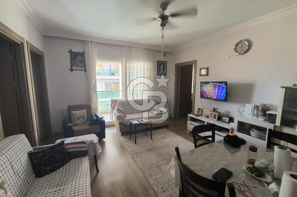 Site İçerisinde Havuzlu 2+1 Satılık Açık Mutfak Daire