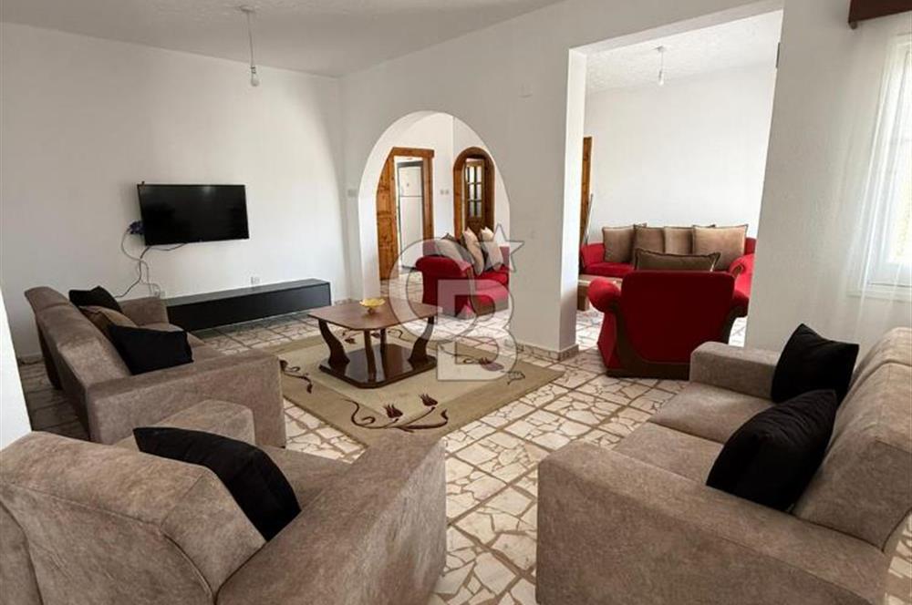 KÜÇÜK KAYMAKLI BÖLGESİNDE KİRALIK 3+2 FULL EŞYALI DAİRE