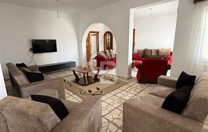 KÜÇÜK KAYMAKLI BÖLGESİNDE KİRALIK 3+2 FULL EŞYALI DAİRE