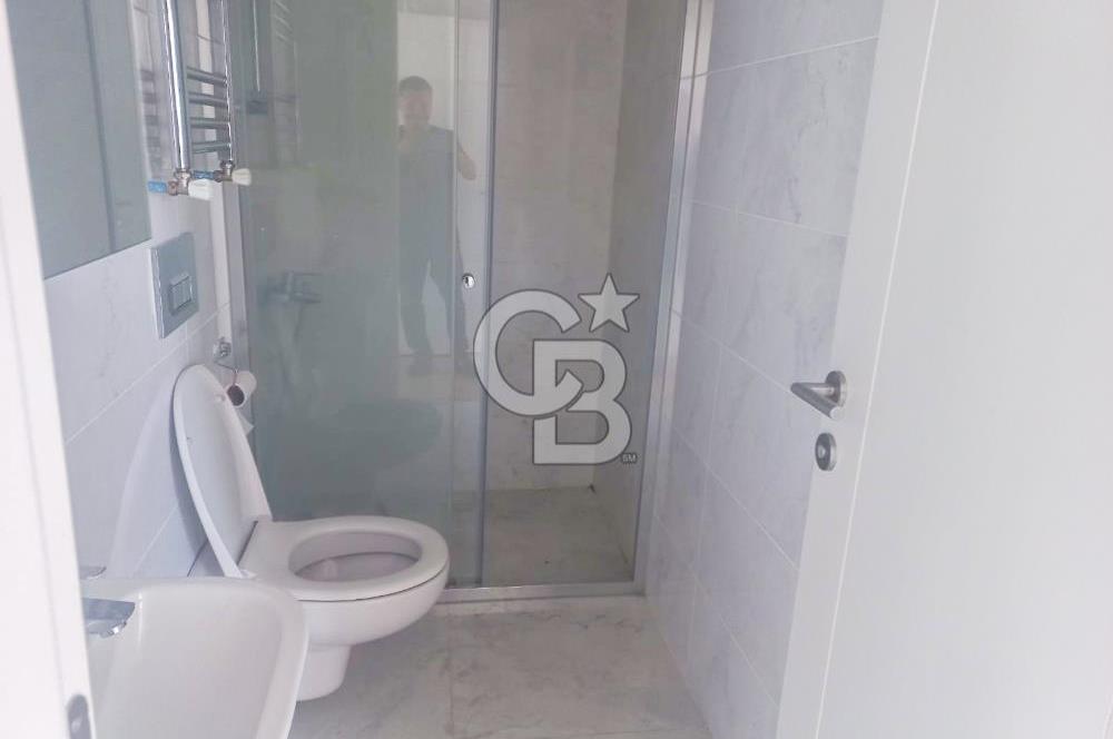 BOSTANCI MİNİBÜS YOLUNA YAKIN KISMİ DENİZ MANZARALI FERAH SATILIK DAİRE....