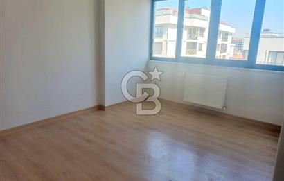 BOSTANCI MİNİBÜS YOLUNA YAKIN KISMİ DENİZ MANZARALI FERAH SATILIK DAİRE....