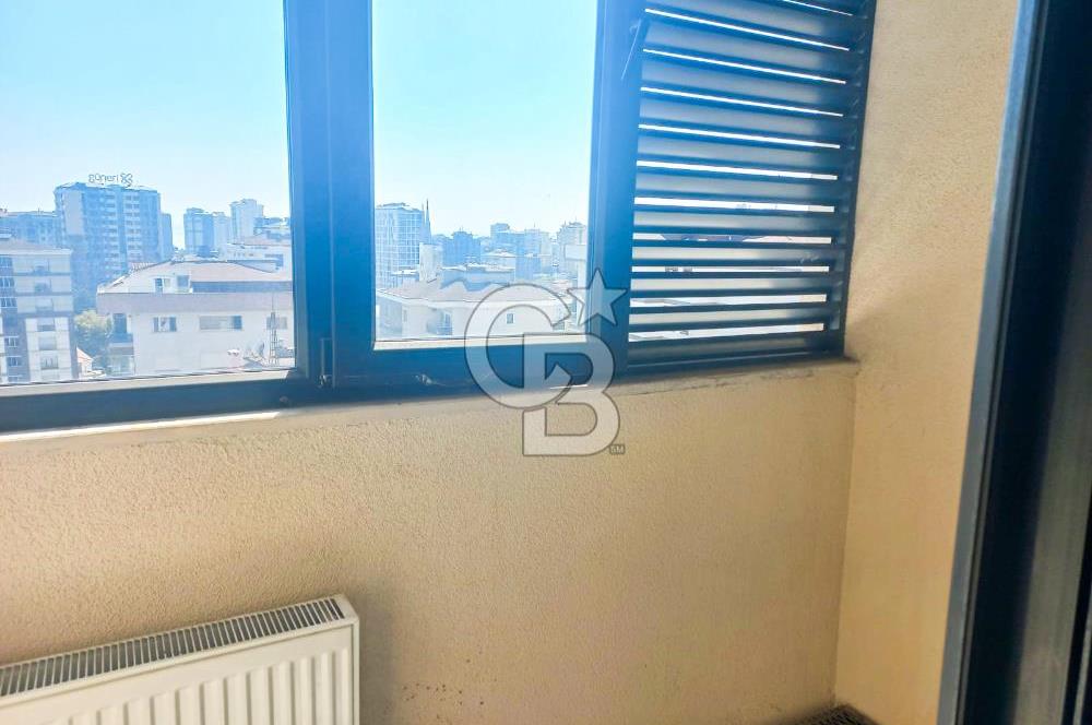 BOSTANCI MİNİBÜS YOLUNA YAKIN KISMİ DENİZ MANZARALI FERAH SATILIK DAİRE....