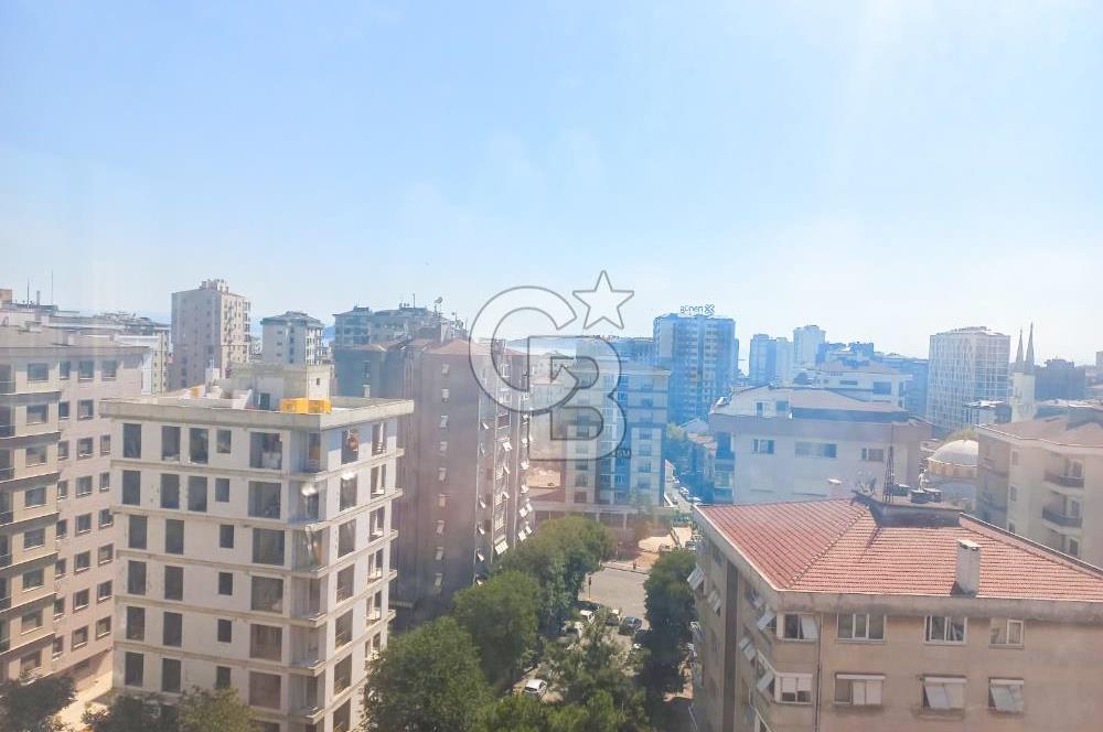 BOSTANCI MİNİBÜS YOLUNA YAKIN KISMİ DENİZ MANZARALI FERAH SATILIK DAİRE....