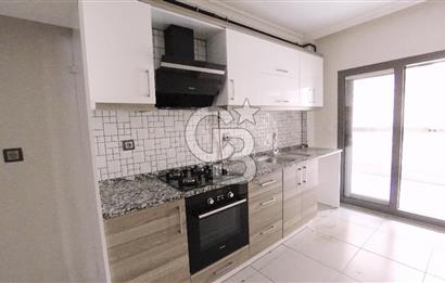 İzmir Karşıyaka Fikri Altay Mah. Satılık 2+1 139 M² Daire