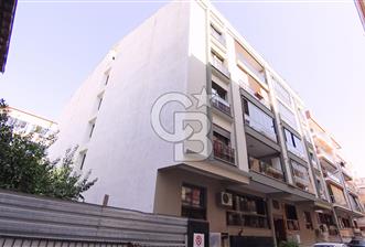 İzmir Karşıyaka Fikri Altay Mah. Satılık 2+1 139 M² Daire