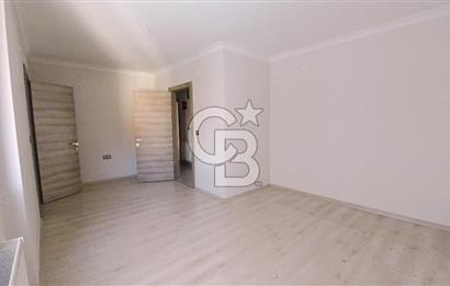 İzmir Karşıyaka Fikri Altay Mah. Satılık 2+1 139 M² Daire