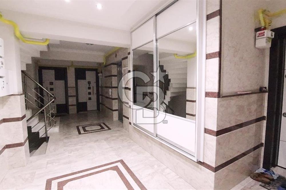 İzmir Karşıyaka Fikri Altay Mah. Satılık 2+1 139 M² Daire