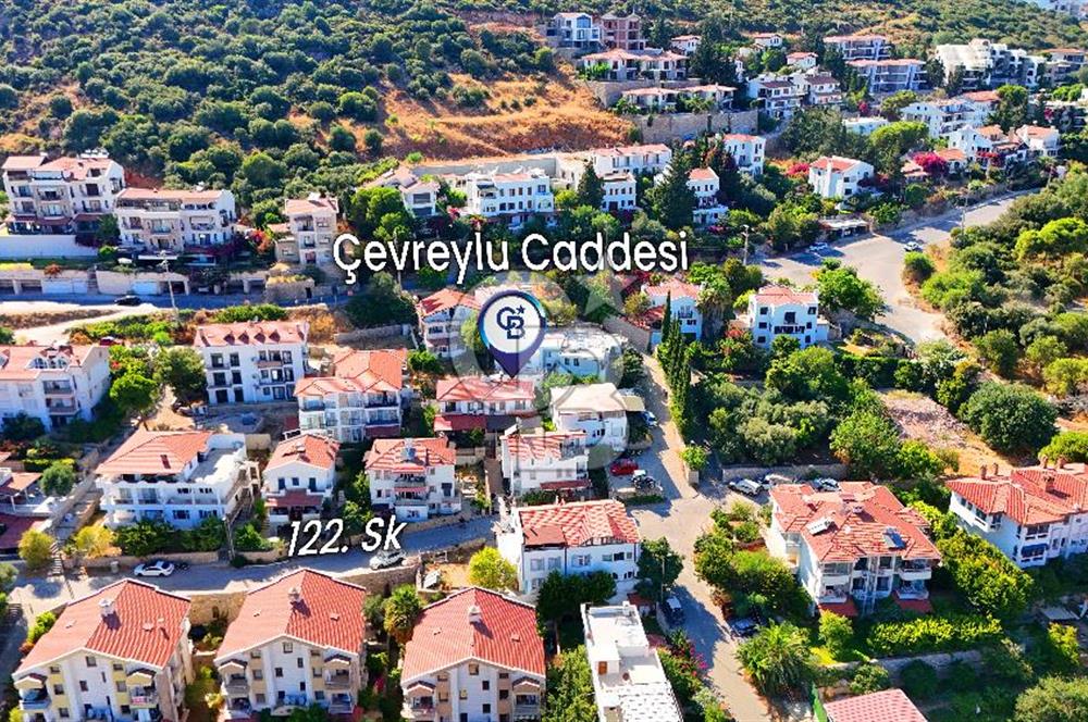 DATÇA MERKEZ’DE 2 +1 , BAHÇELİ DUBLEKS VİLLA!