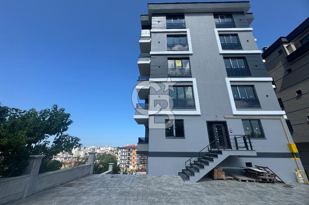 Büyükoyumca’da Deniz Manzaralı Satılık Lüks 1+1 Daire