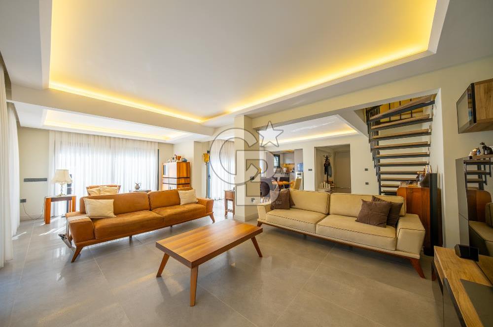 MALTEPE’DE MÜSTAKİL YAŞAM – 4+1 KONFORLU VİLLA 