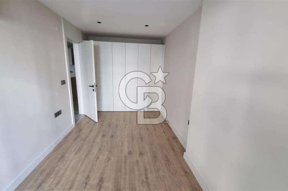 Gaziemir Kubilay Caddesinde Kiralık Donanımlı 1+1 Yeni Daire