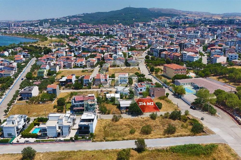 ÇANAKKALE KEPEZ SAHİLDE DENİZE 300M MESAFEDE 314 M² SATILIK ARSA
